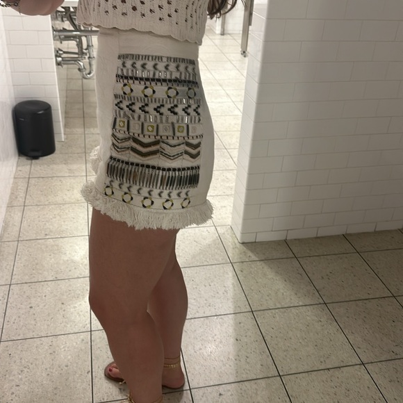 French connection hand beaded shorts size 6 - Picture 3 of 4